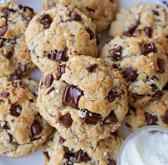 Chocolate Chip Oatmeal Cookies