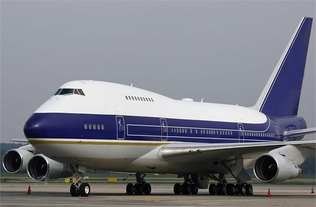 Boeing 747
