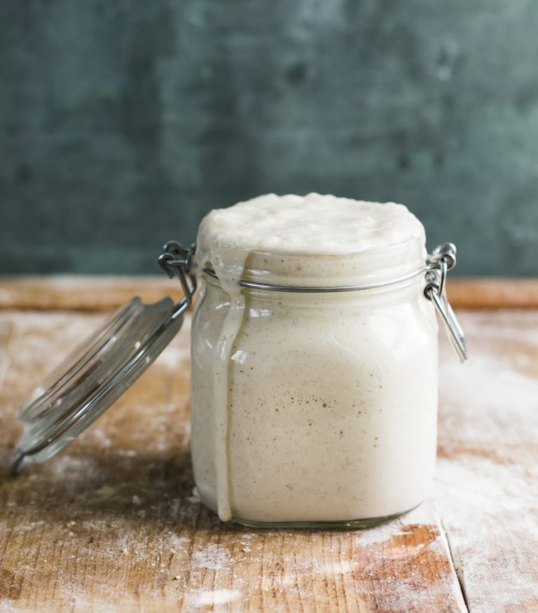How To Make Your Very Own Sourdough Starter Sizzlfy