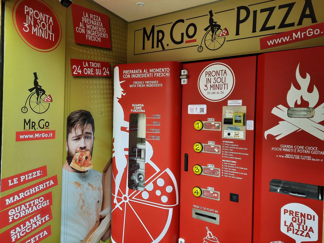 The Vending Machine Has Divided Italians