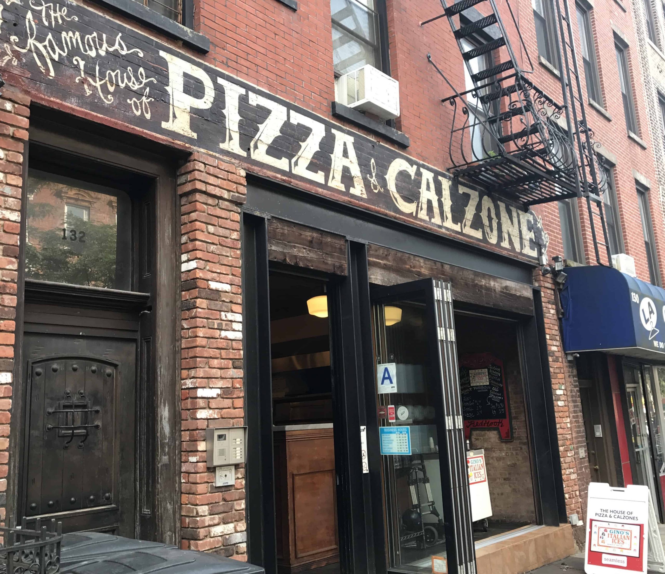 The Famous House Of Pizza And Calzone, Red Hook