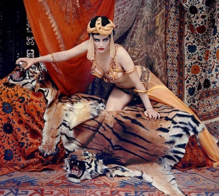 Marilyn Monroe Playing Theda Bara, 1958